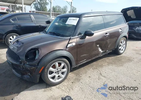 2008 Mini Cooper S Clubman z USA, uszkodzony, nr VIN WMWMM33538TP71154